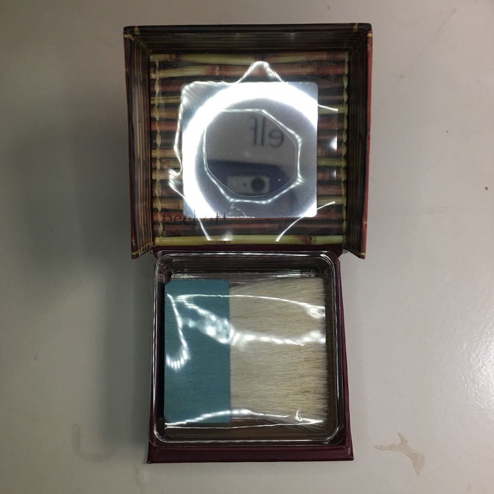 Benefit Cosmetics Hoola Matte Bronzer